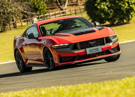 Ford Mustang Dark Horse