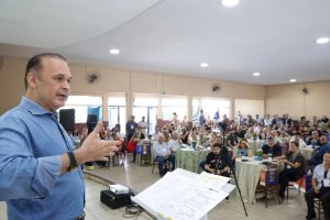 Secretário de Turismo e Viagens, Roberto de Lucena, divulga ações da Pasta no Amitesp CONECTA, em Cesário Lange (foto: Éric Ribeiro / Setur-SP)