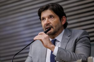 André Prado: pensamento coletivo