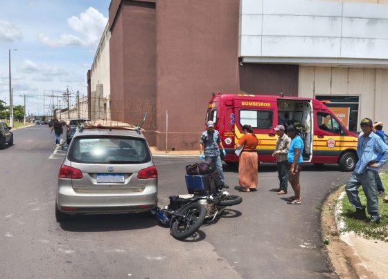 Bombeiros socorrem motociclista vítima de acidente de trânsito (Foto: O Diário de Barretos)